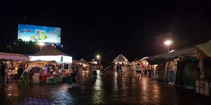 Chợ đêm nổi tiếng Bavet Campuchia